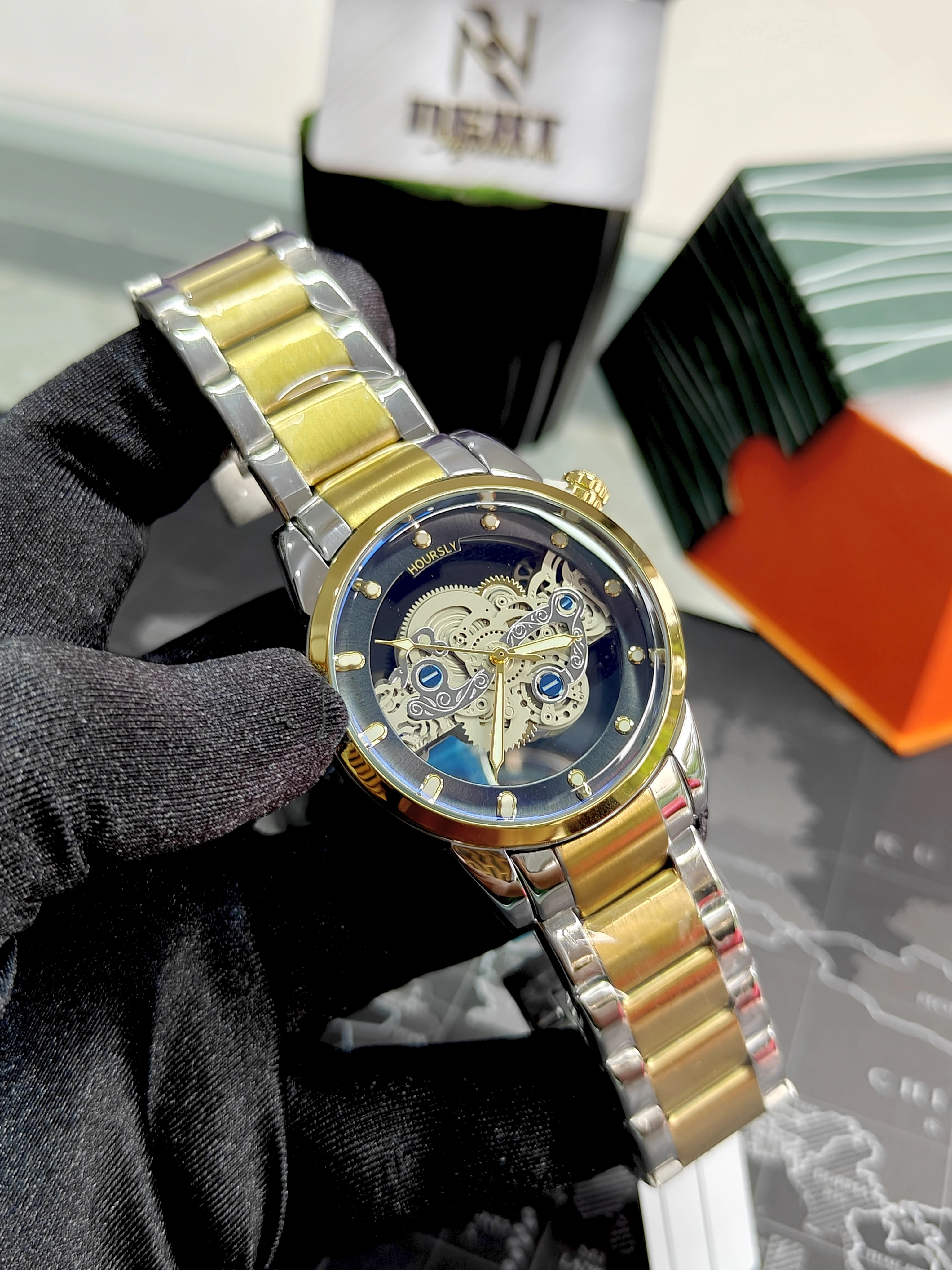 HOURSLY. HY9111 Unique Chinese Mens Quartz Watch Water Resistant Skeleton Moq1 New Casual Watch