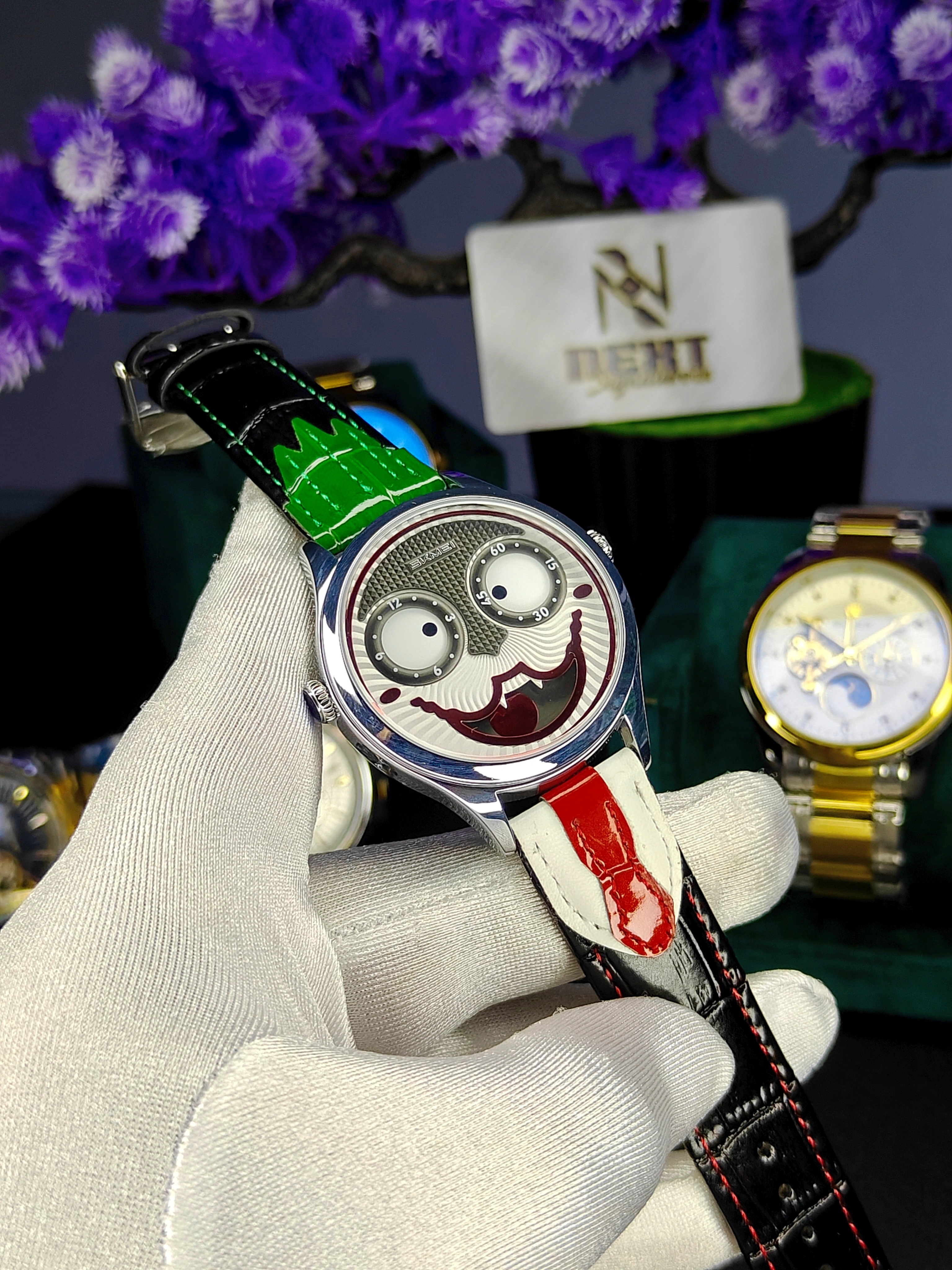 SKMEI 9389 Creative Joker Face Quartz Movement Men Leather Fashion Watch.