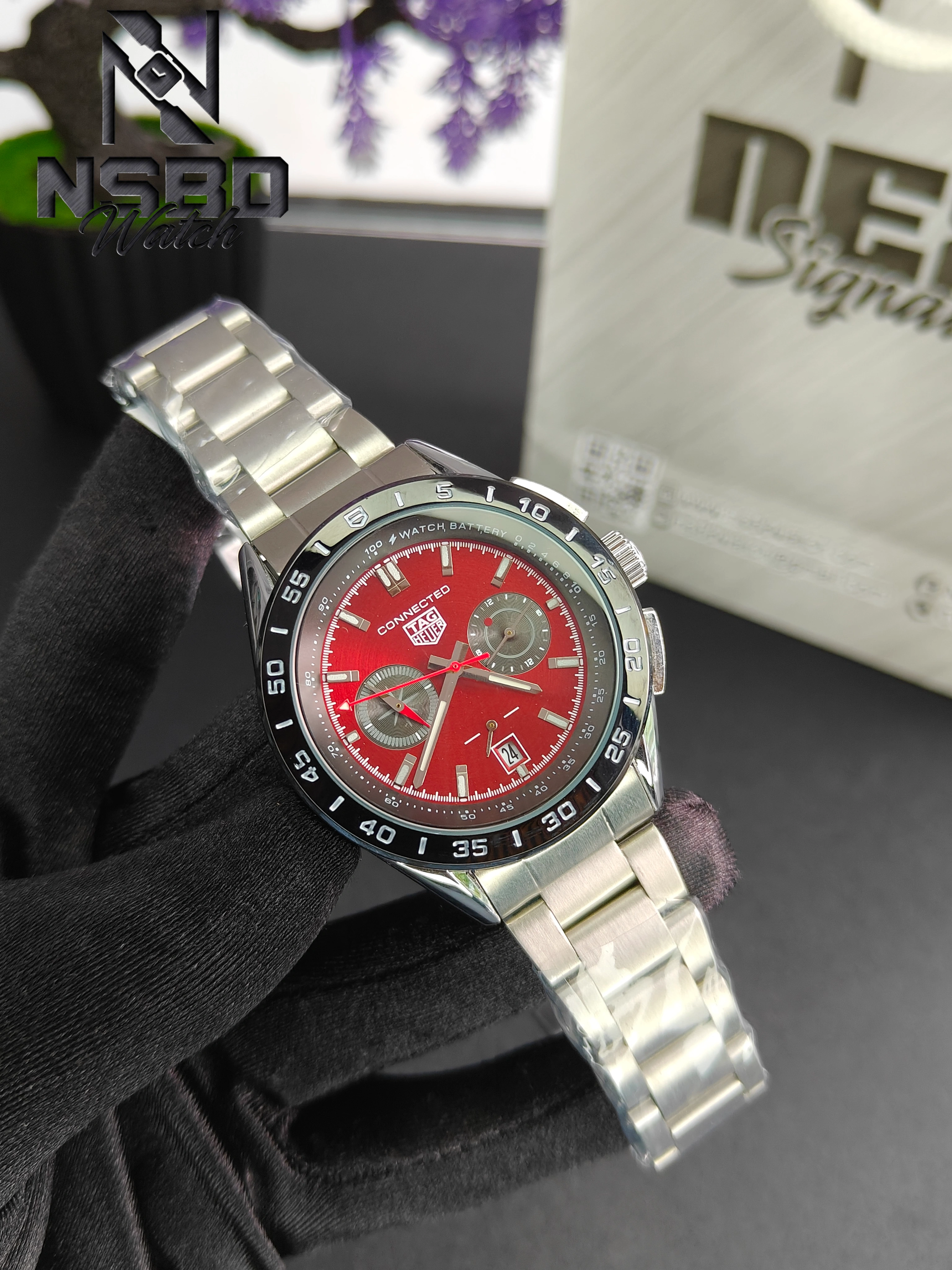 TAG Heuer Connected Style Watch – Red Dial